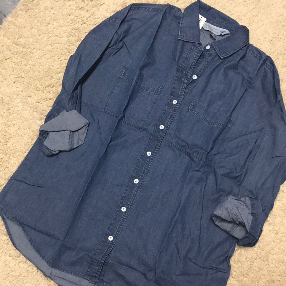 brand new-Old Navy “The Boyfriend Shirt”